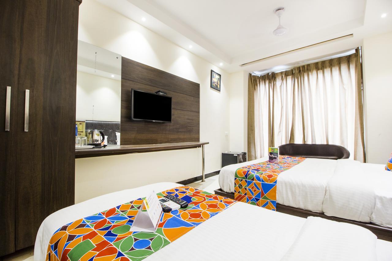 Hotel Fabexpress Le Continental Paharganj Nueva Delhi Exterior foto